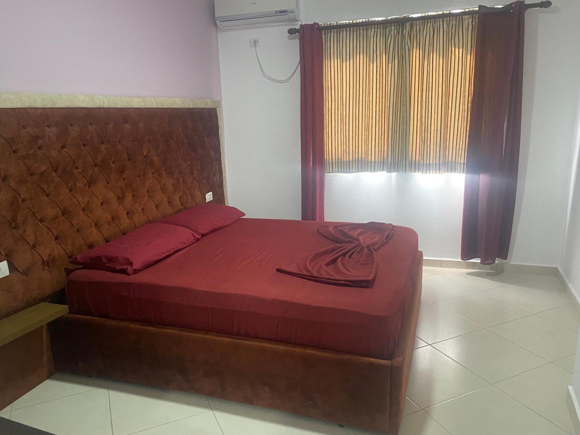Shengjin Apartamente Antoni Ngoại thất bức ảnh