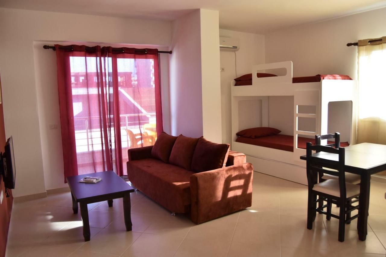 Shengjin Apartamente Antoni Ngoại thất bức ảnh